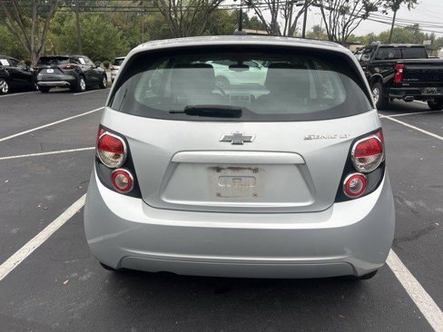 Used 2016 Chevrolet Sonic LT image 4