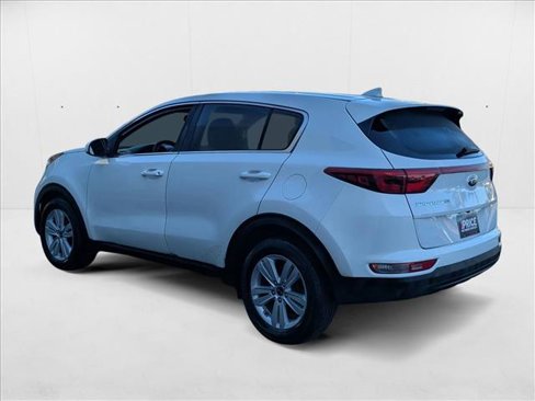 Used 2018 Kia Sportage LX image 8