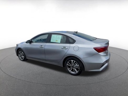 Used 2024 Kia Forte LXS image 10