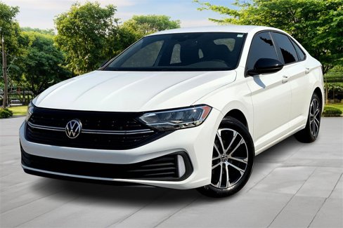 Used 2024 Volkswagen Jetta Sport image 1