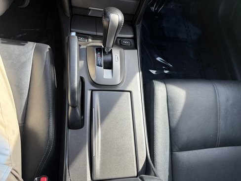 Used 2012 Honda Crosstour EX-L image 28
