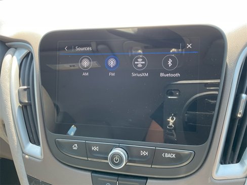 Used 2024 Chevrolet Malibu LT image 19