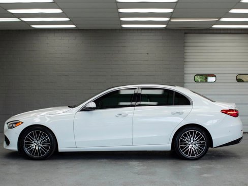 Used 2023 Mercedes-Benz C 300 4MATIC Sedan image 4