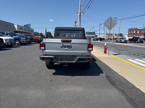 Certified 2021 Jeep Gladiator Sport w/ Trailer Tow Package image 3