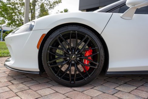 Used 2021 McLaren GT image 9