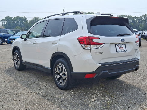 Certified 2023 Subaru Forester Premium image 4