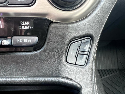 Used 2019 GMC Yukon Denali w/ Denali Ultimate Package image 40