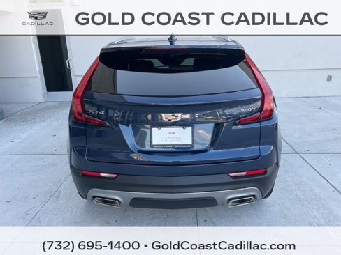 Certified 2021 Cadillac XT4 Premium Luxury w/ Cold Weather Package image 3