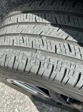 Certified 2022 Chevrolet Trax LT w/ Midnight Edition image 12