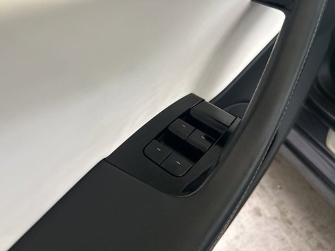 Used 2020 Tesla Model 3 Long Range image 34