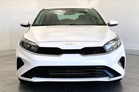 Used 2022 Kia Forte LXS image 3