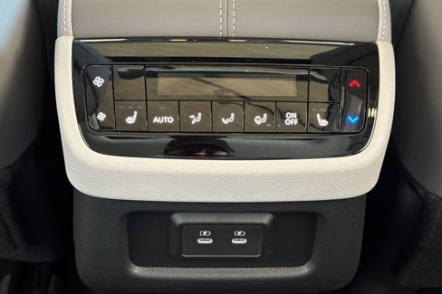 New 2026 INFINITI QX60 Luxe image 11
