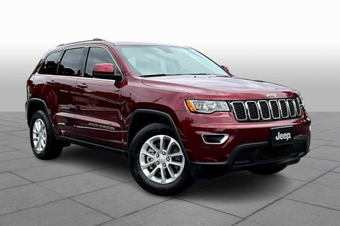 Used 2021 Jeep Grand Cherokee Laredo image 2