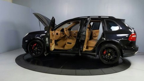 Used 2008 Porsche Cayenne Turbo image 12