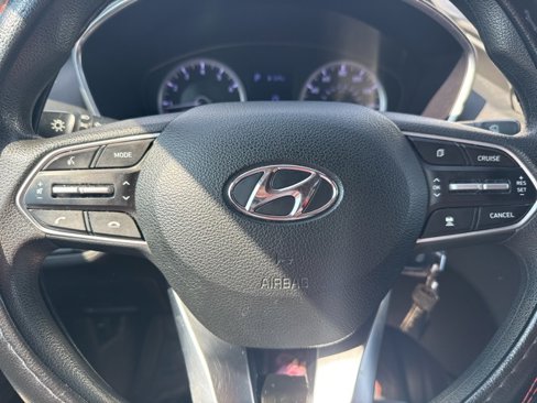 Used 2019 Hyundai Santa Fe SE image 12