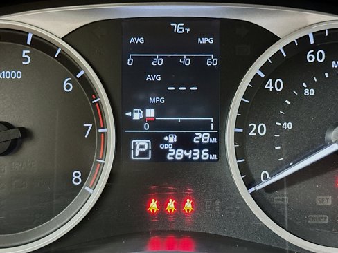 Used 2024 Nissan Versa S w/ Trunk Package image 18