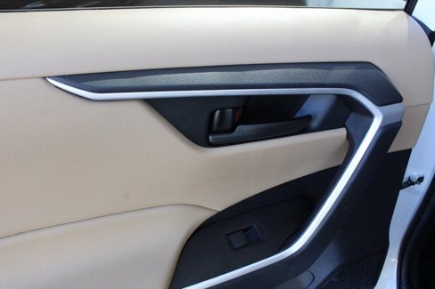 Certified 2021 Toyota RAV4 LE image 46
