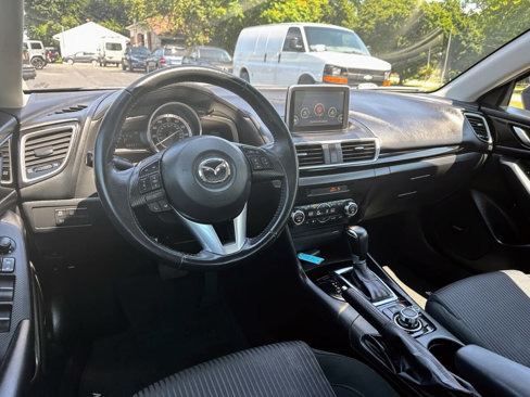 Used 2015 MAZDA MAZDA3 i Touring w/ Technology Package image 9