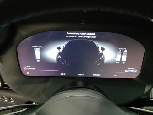 Used 2023 McLaren Artura image 11
