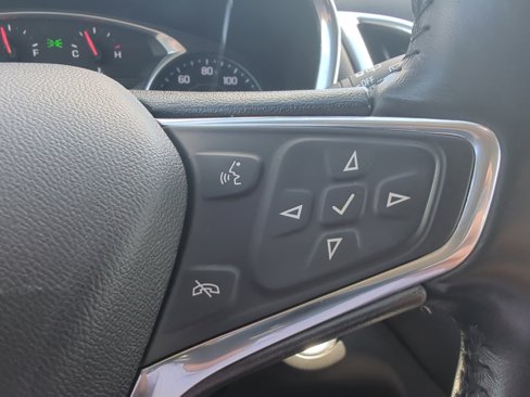 Used 2020 Chevrolet Equinox LT image 14