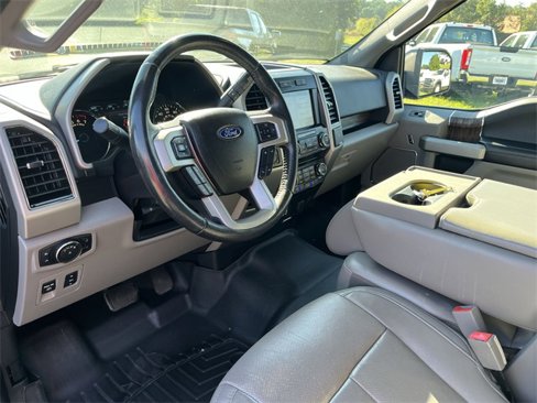Used 2018 Ford F150 Lariat image 18
