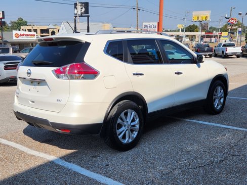 Used 2015 Nissan Rogue SV image 6