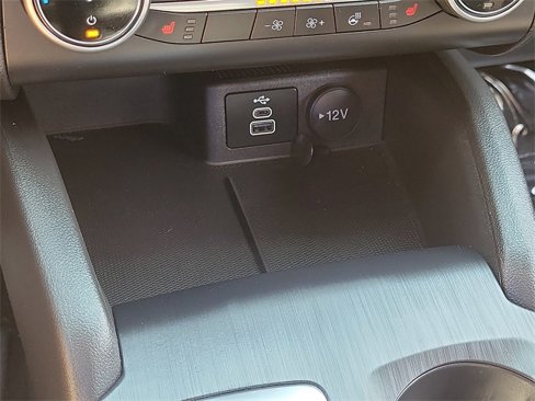 Used 2025 Ford Escape Active w/ Cold Weather Package image 17