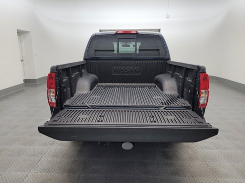 Used 2016 Nissan Frontier SV image 29