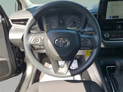 Used 2024 Toyota Corolla LE image 16