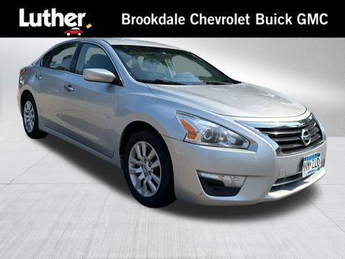 Used 2013 Nissan Altima 2.5 S image 1