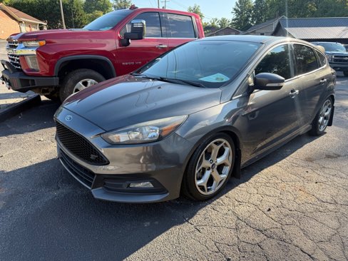 Used 2016 Ford Focus ST image 6