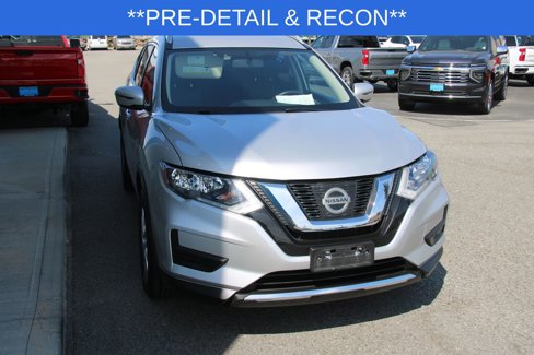 Used 2017 Nissan Rogue SV image 8