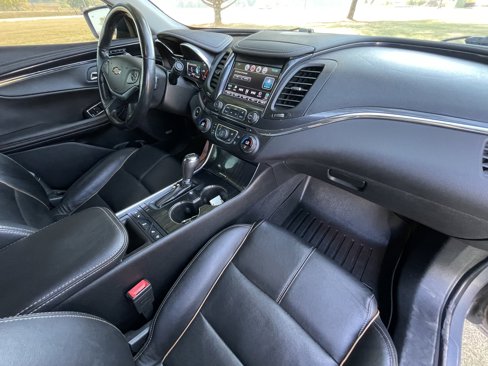 Used 2017 Chevrolet Impala Premier w/ Enhanced Convenience Package image 37