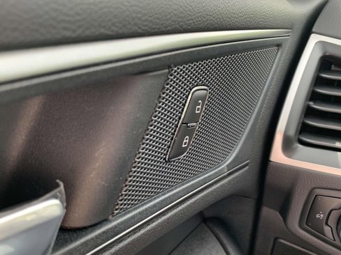Used 2024 Ford Edge SE w/ Black Appearance Package image 20