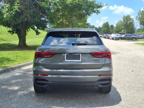 New 2025 Audi Q3 2.0T Premium image 7