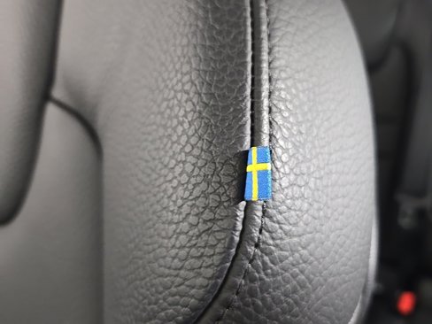 Certified 2025 Volvo S60 B5 Plus image 29