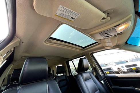 Used 2010 Ford Explorer XLT image 23
