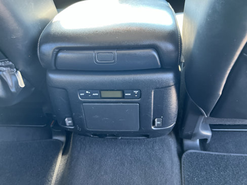 Used 2018 Nissan Armada SL w/ Moonroof Package image 27