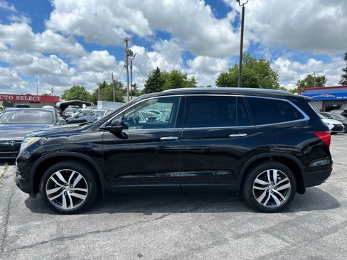 Used 2017 Honda Pilot Touring image 9