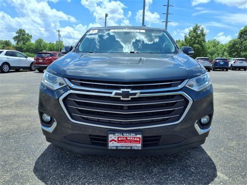 Used 2018 Chevrolet Traverse LT image 3