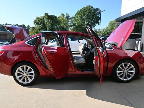 Used 2012 Buick Verano Convenience image 13