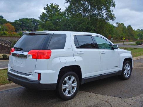 Used 2017 GMC Terrain SLE image 5