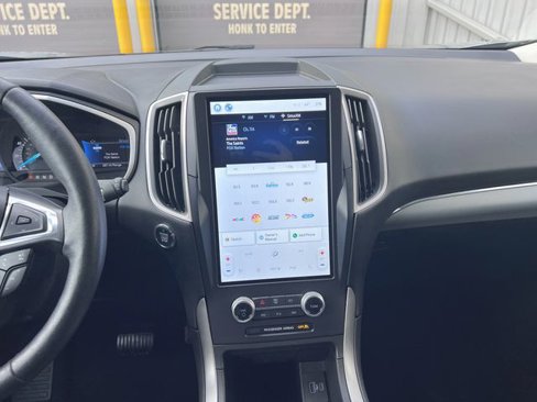 Used 2021 Ford Edge SEL w/ Convenience Package image 30