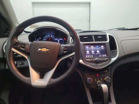 Used 2020 Chevrolet Sonic LT image 22