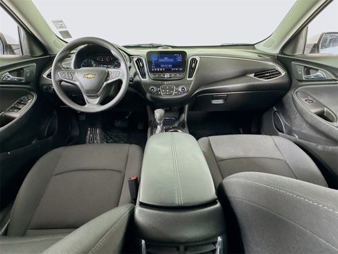 Used 2021 Chevrolet Malibu LT image 19