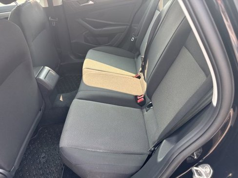 Used 2021 Volkswagen Jetta S image 17