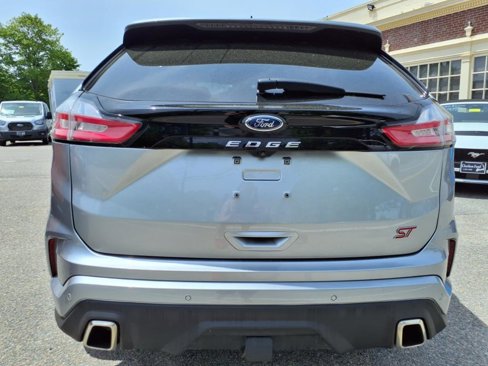 Used 2022 Ford Edge ST w/ Equipment Group 401A image 6