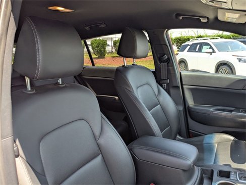 Used 2020 Kia Sportage S image 33