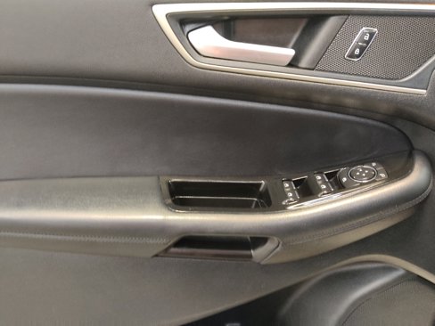 Used 2018 Ford Edge SEL w/ Equipment Group 201A image 27