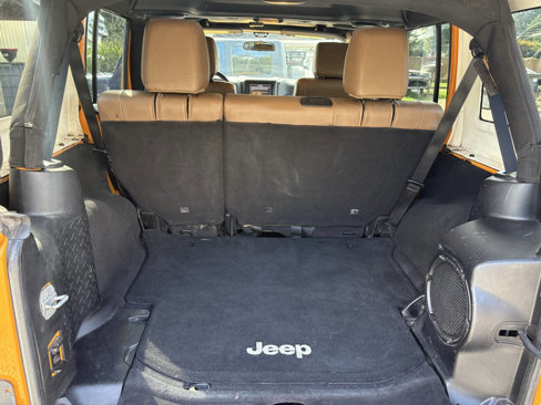 Used 2012 Jeep Wrangler Unlimited Sahara w/ Dual Top Group image 23